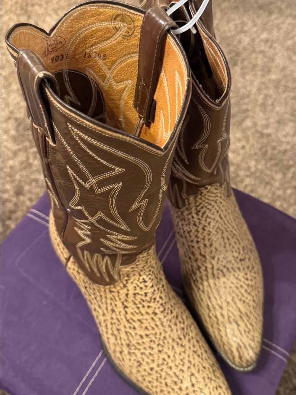 Justin Boots Brown and Tan Western Heeled Cowboy Boots Size 9-1/2 D